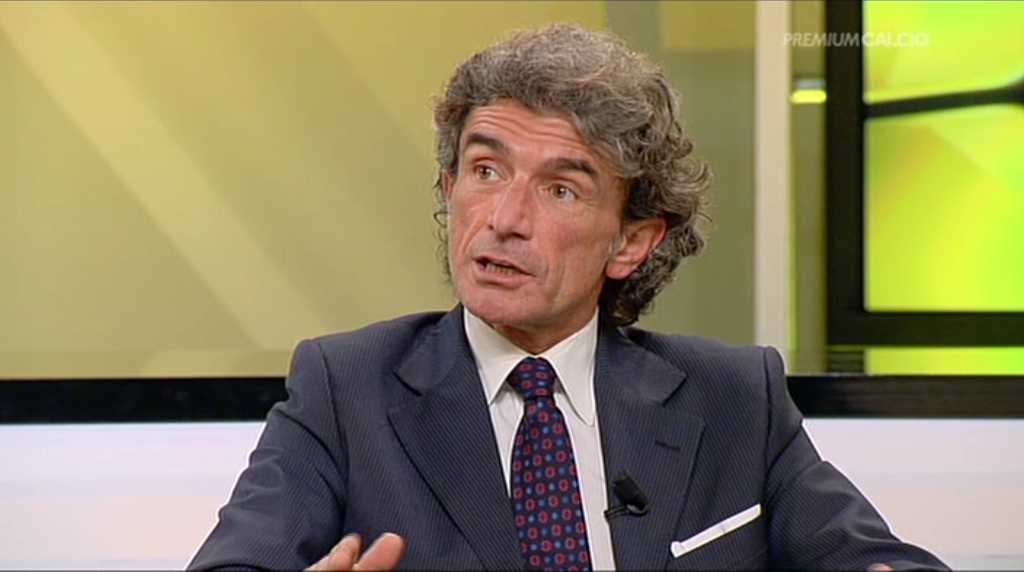 Cesari ex arbitro