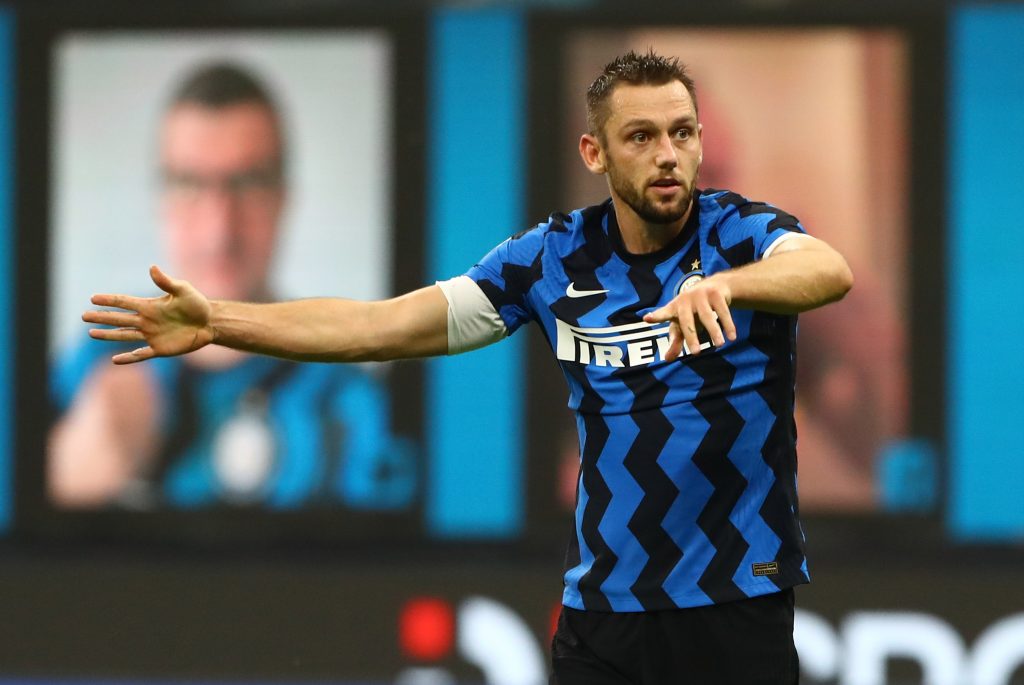 De Vrij, Inter