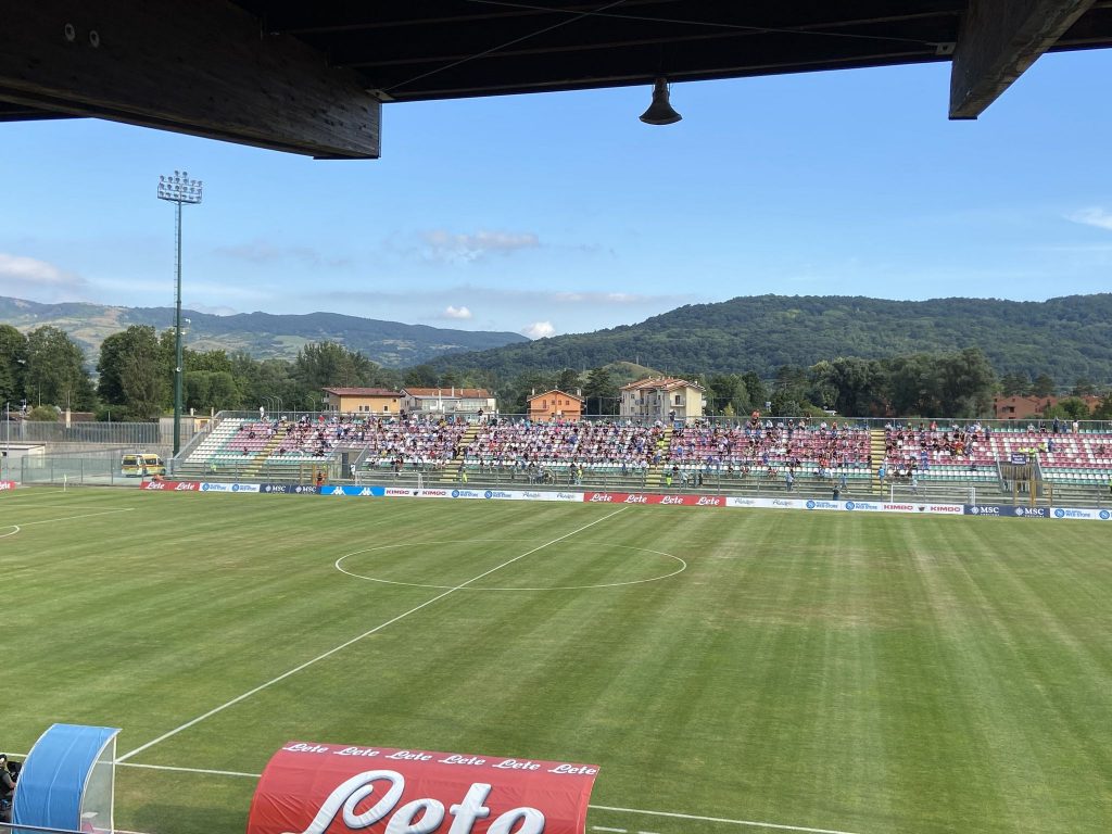 ritiro napoli tifosi
