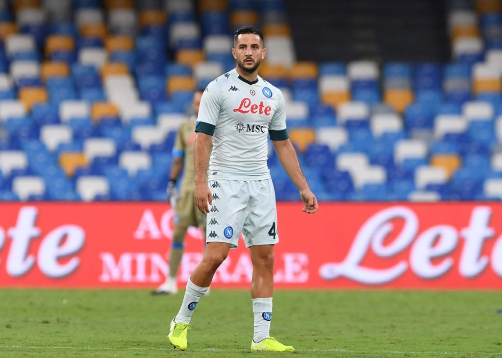 Manolas