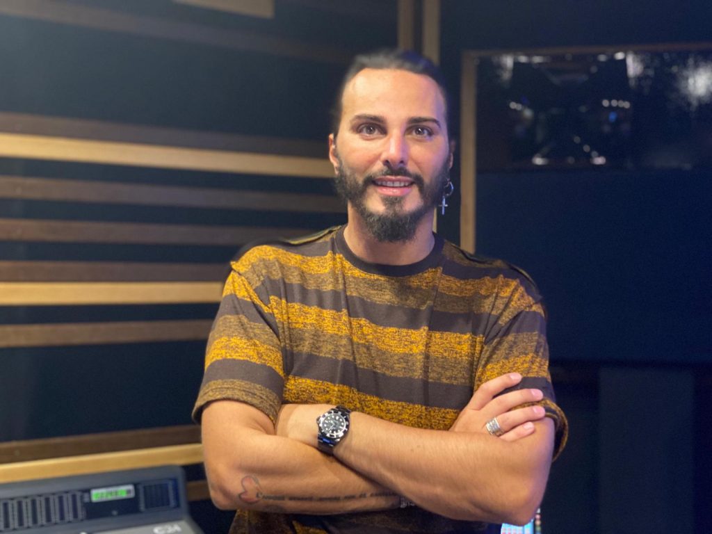 TONY COLOMBO