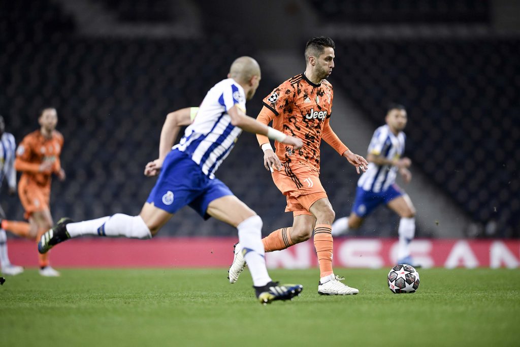 FC Porto v Juventus  - UEFA Champions League Round Of 16 Leg One