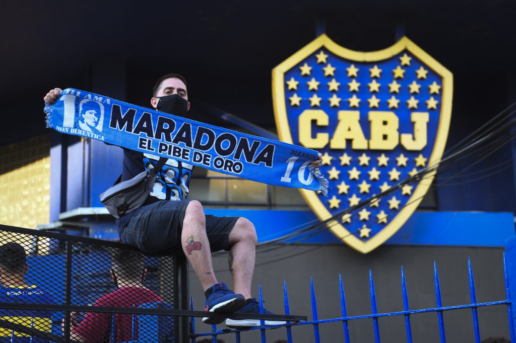 Argentinians Shocked By Sudden Death of Diego Maradona