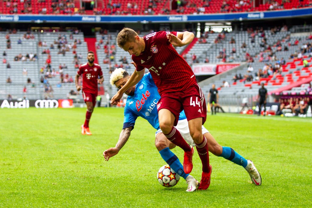 Malcuit, Bayern Monaco Napoli
