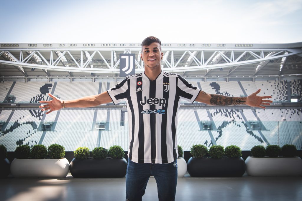 Juventus Unveil New Signing Kaio Jorge