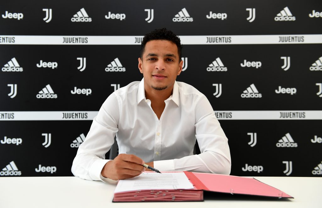 Mohamed Ihattaren Signs A Contract With Juventus
