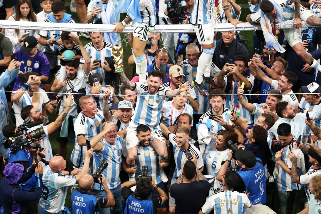 argentina maradona messi