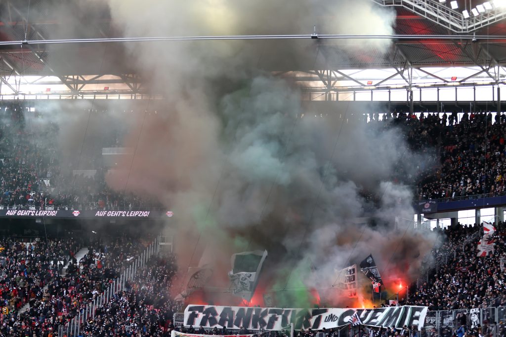 divieto trasferta tifosi eintracht