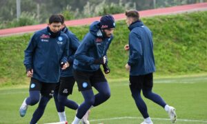 allenamento napoli kvaratskhelia kim