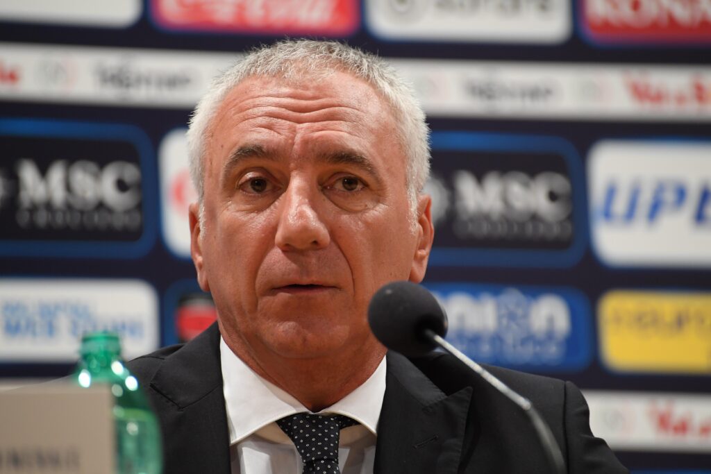 meluso kisskiss napoli