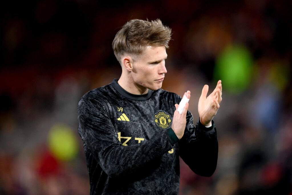 Brentford FC v Manchester United - Premier League