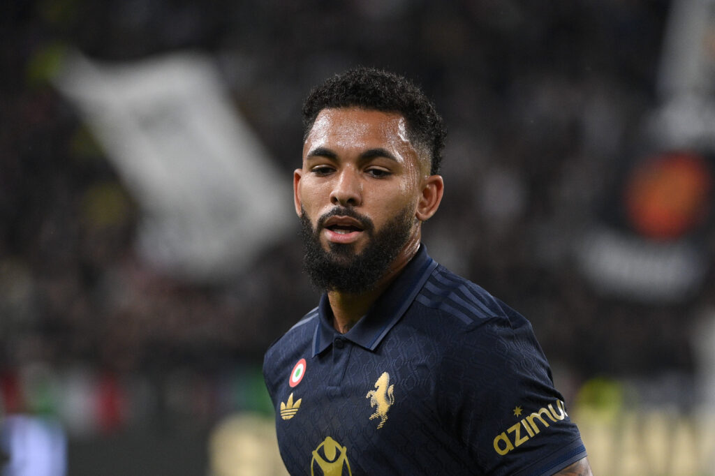 douglas luiz juve