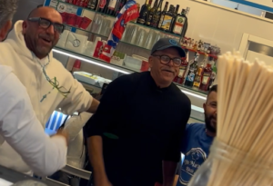 Careca e Alemao cantano per Diego
