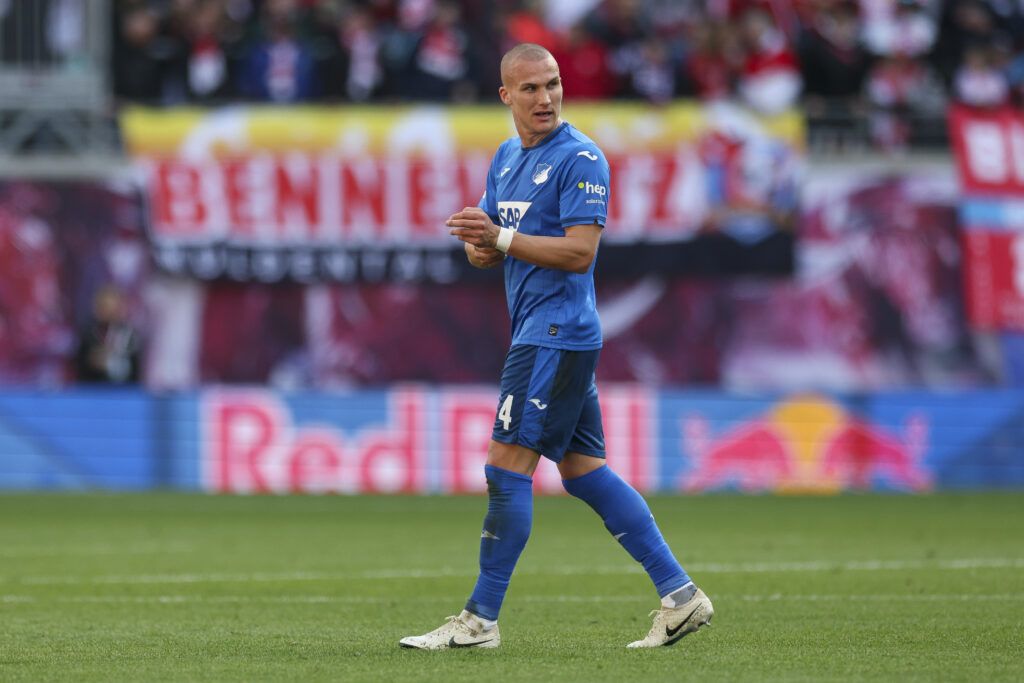 Ostigard torna al Genoa