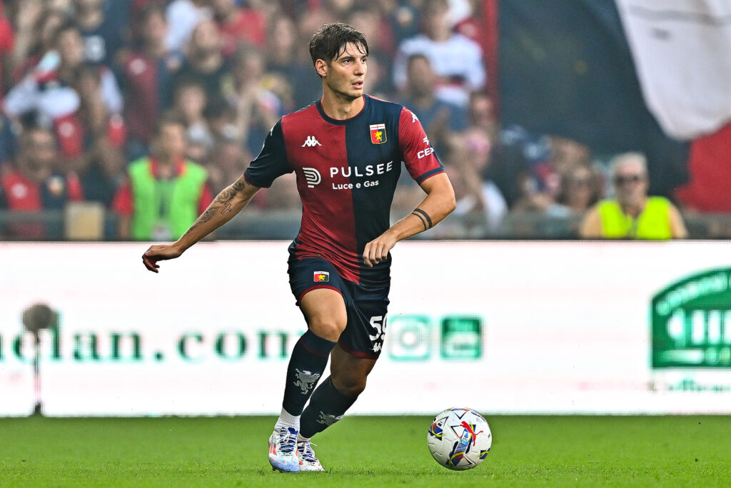 Zanoli saluta il Genoa