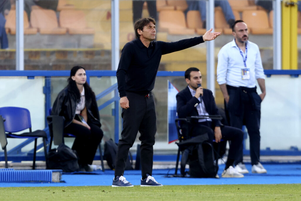 I 3 punti cardinali per far restare Conte