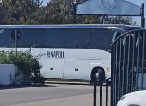 Pullman Napoli in partenza