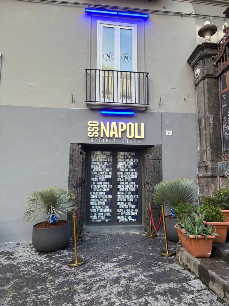 store napoli san domenico