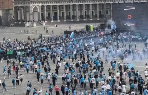 maxischermo tifosi plebiscito