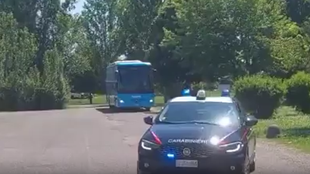 Il pullman del Napoli torna in hotel