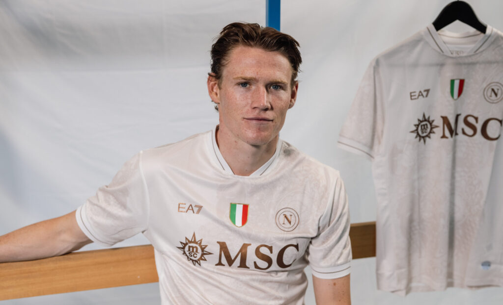 mctominay napoli arezzo
