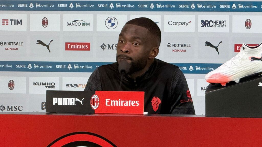 tomori milan napoli