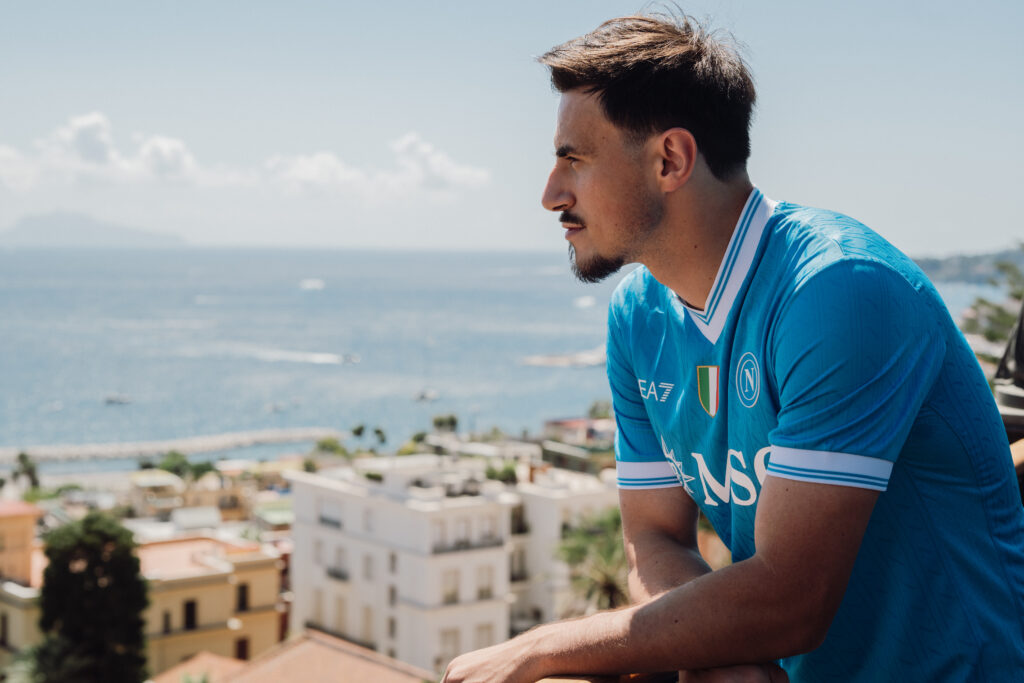 SSC Napoli Unveil New Signings Eljif Elmas And Rasmus Hojlund