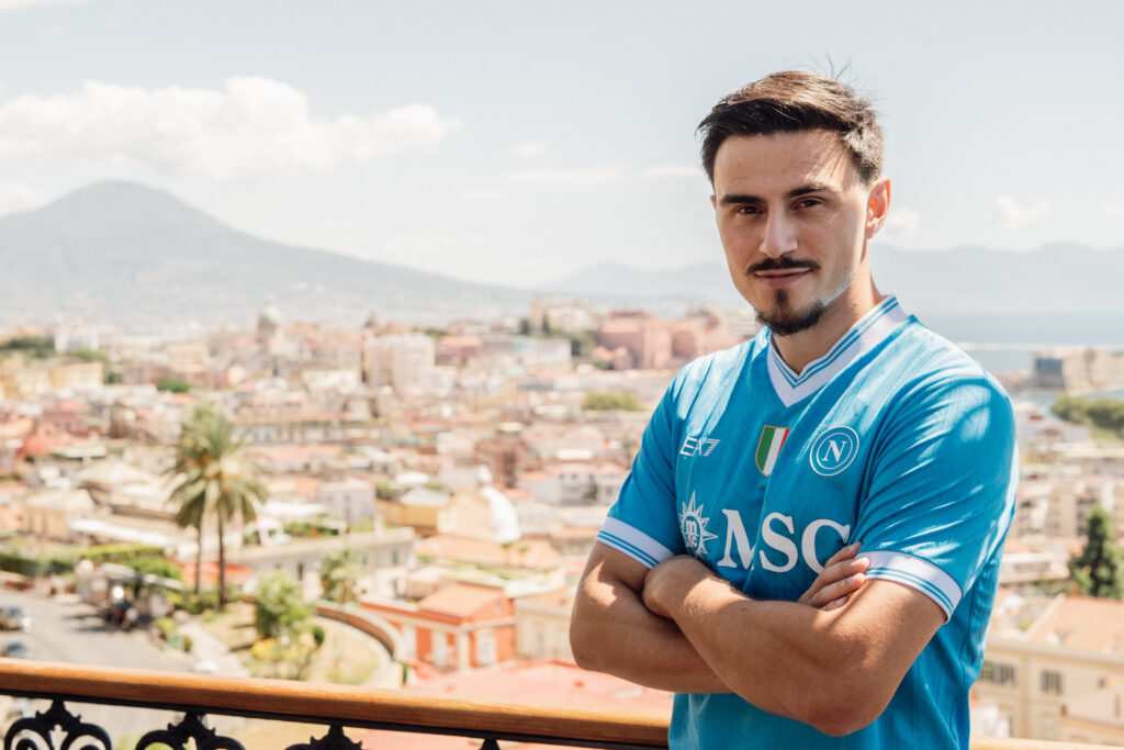 elmas napoli