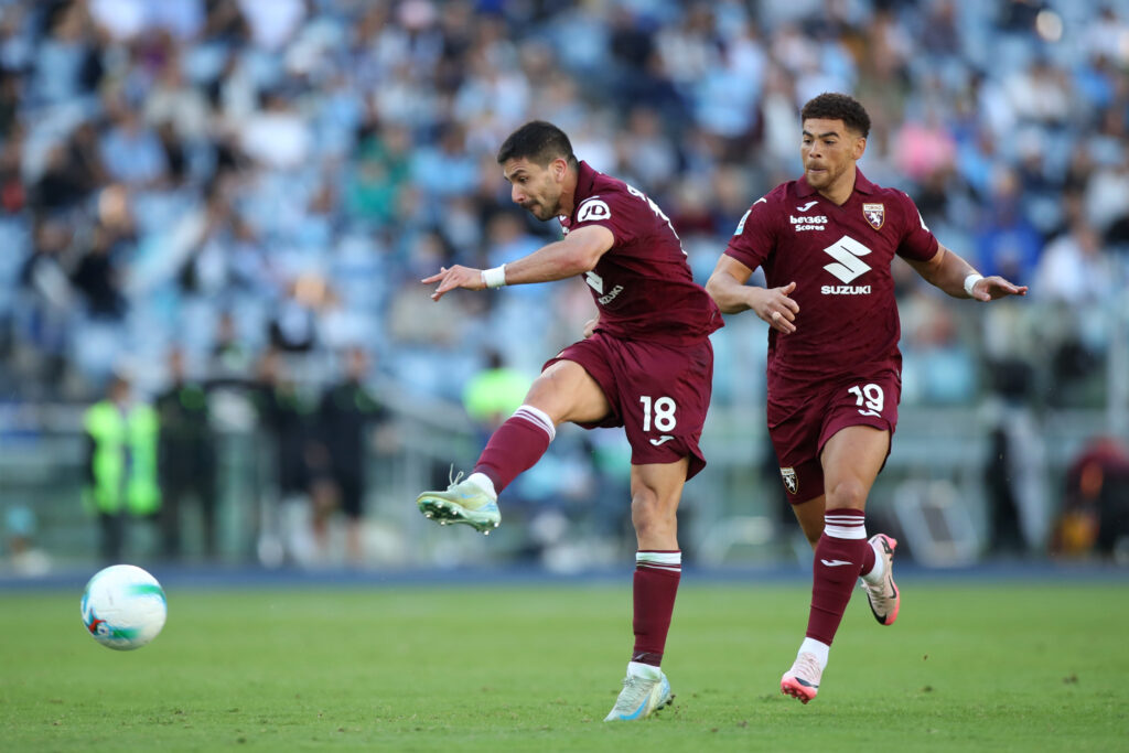 Simeone Adams