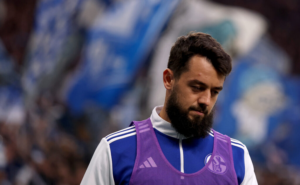 younes schalke 04