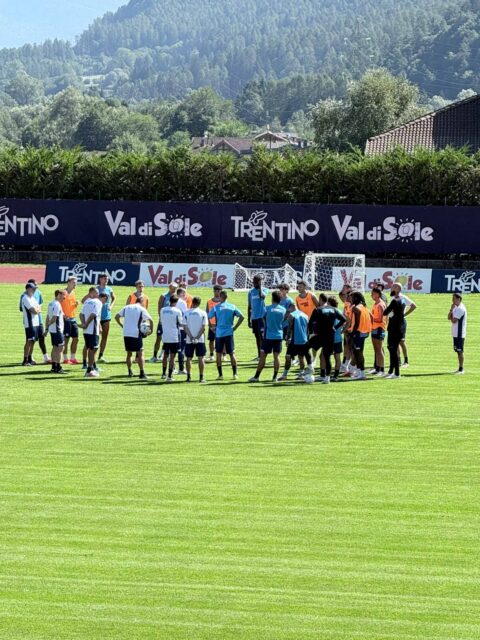 Allegri dirige allenamento 4