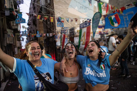SSC Napoli Napoli Fans Celebrate Winning Serie A