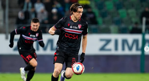 Il Napoli prende Dinis Rodrigues, attaccante portoghese classe 2005. Il giovane va subito in prestito all'Eldense, in Serie B spagnola.