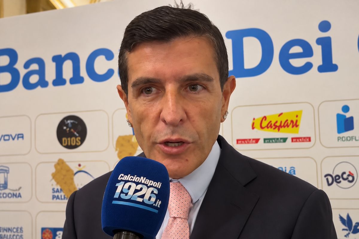 Intervista con microfono CalcioNapoli 1926.it