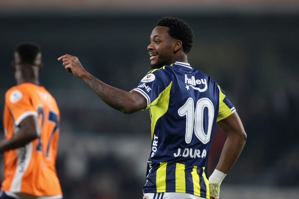 Rams Basaksehir FK v Fenerbahce SK - Trendyol Süper Lig