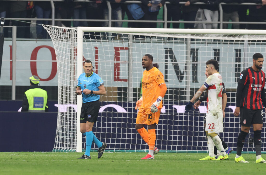 AC Milan v Genoa CFC - Serie A