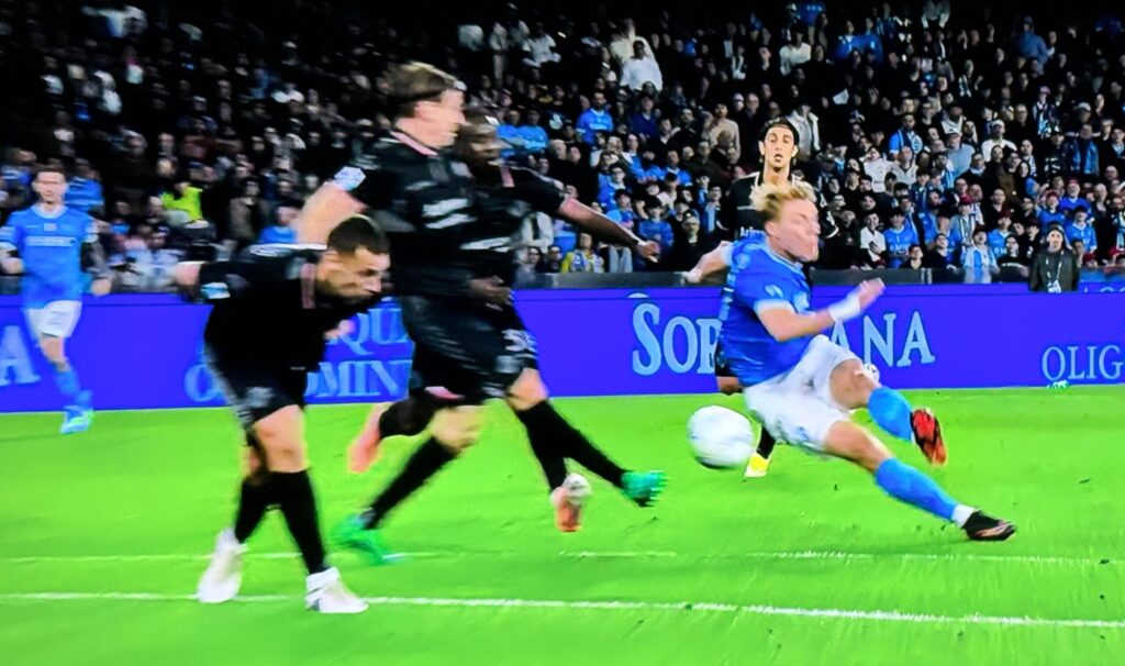 hojlund terracciano napoli cremonese