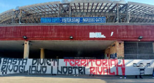 striscione napoli milan