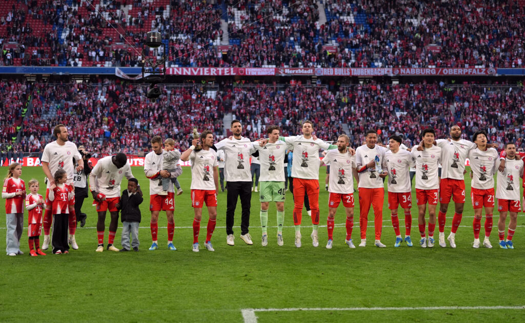 FC Bayern München v VfB Stuttgart - Bundesliga