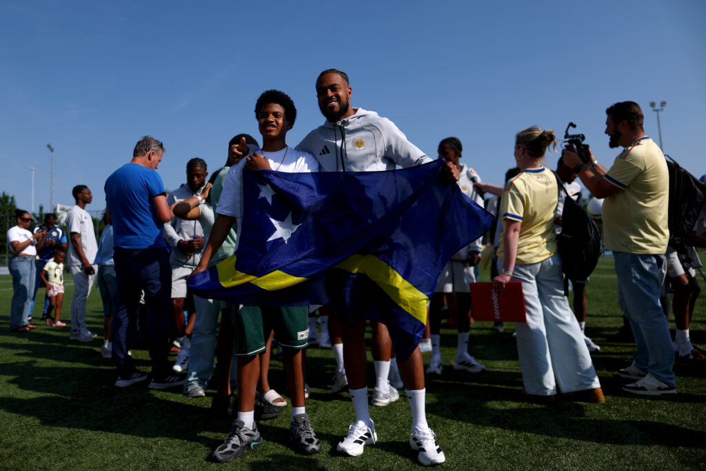 Curacao Clinic &amp; Meet and Greet Fans
