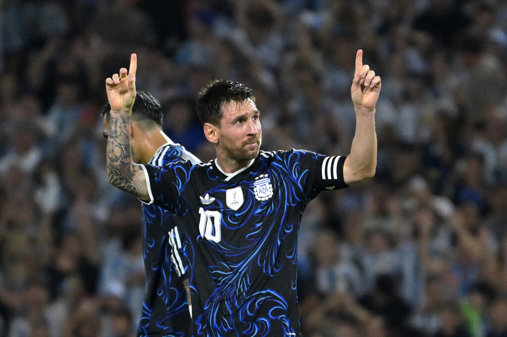 messi maradona